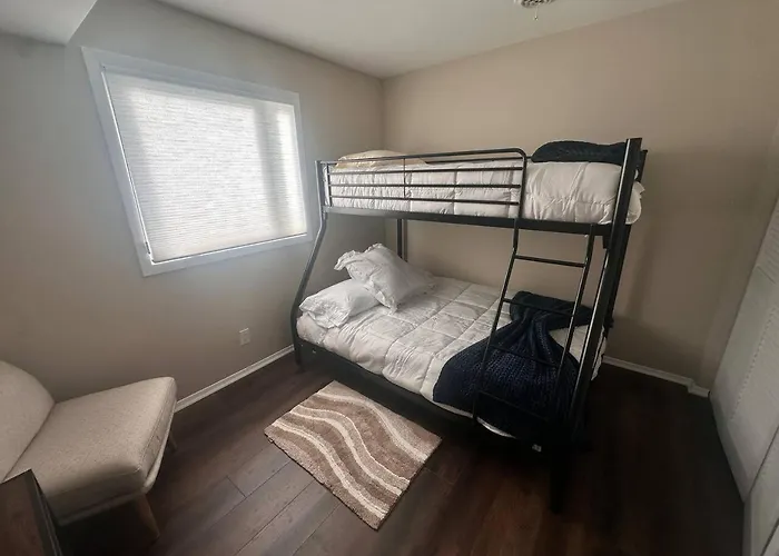 Сasa de vacaciones Great America Getaway Sleeps 12 Near Navy Base Gurnee