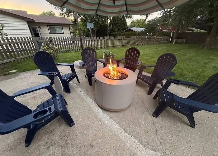 Great America Getaway Sleeps 12 Near Navy Base Сasa de vacaciones